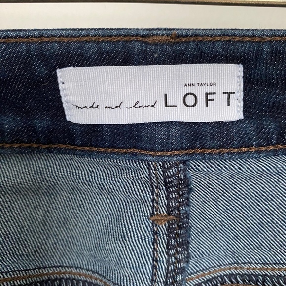 Ann Taylor Loft Dark Denim Curvy Skinny Jeans - Picture 5 of 8